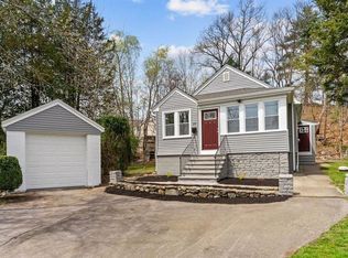 29 Zanfagna St, Johnston, RI 02919