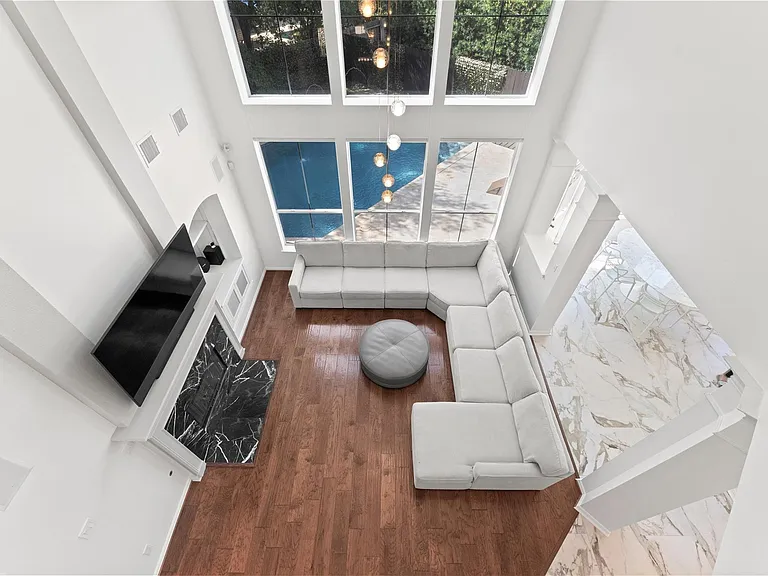 18 Degas Park Dr — Photo 26
