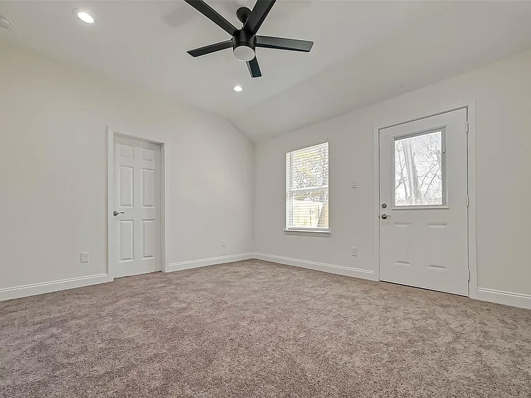 7339 Krueger Rd #A — Photo 30