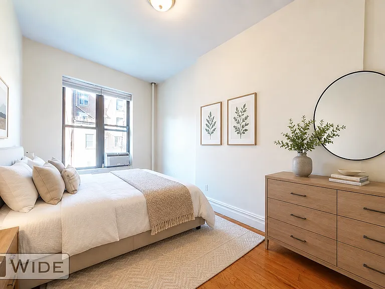 141 W 80th St #4R — Photo 3