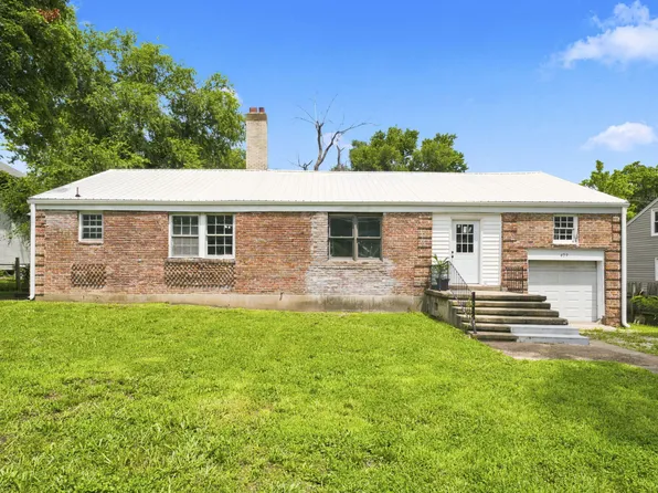 409 E Olive Street, Bolivar, MO 65613