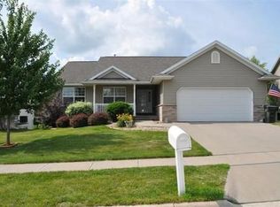 867 Tipperary Rd, Iowa City, IA 52246