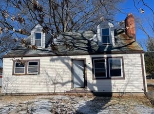 8223 Steffen Ave, Saint Louis, MO 63123