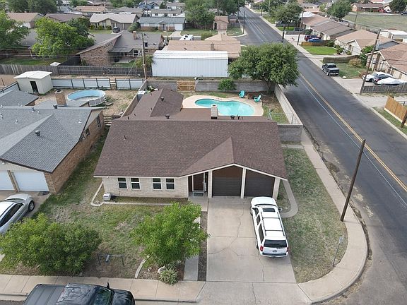 3rd image of 1800 E 51st St