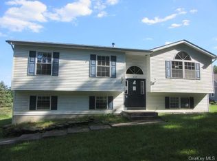 230 Jansen Rd, Shawangunk, NY 12566