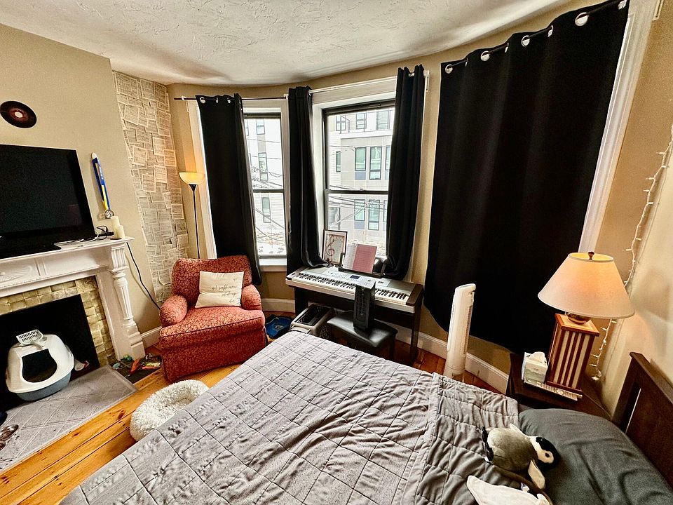 1st image of 17 Highgate St APT 6