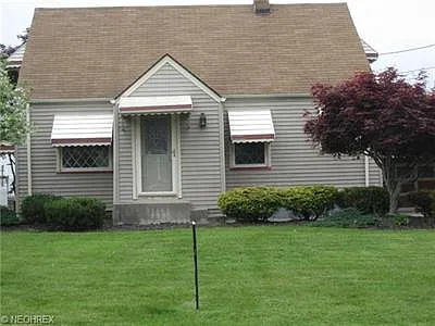 151 Renee Dr photo 1