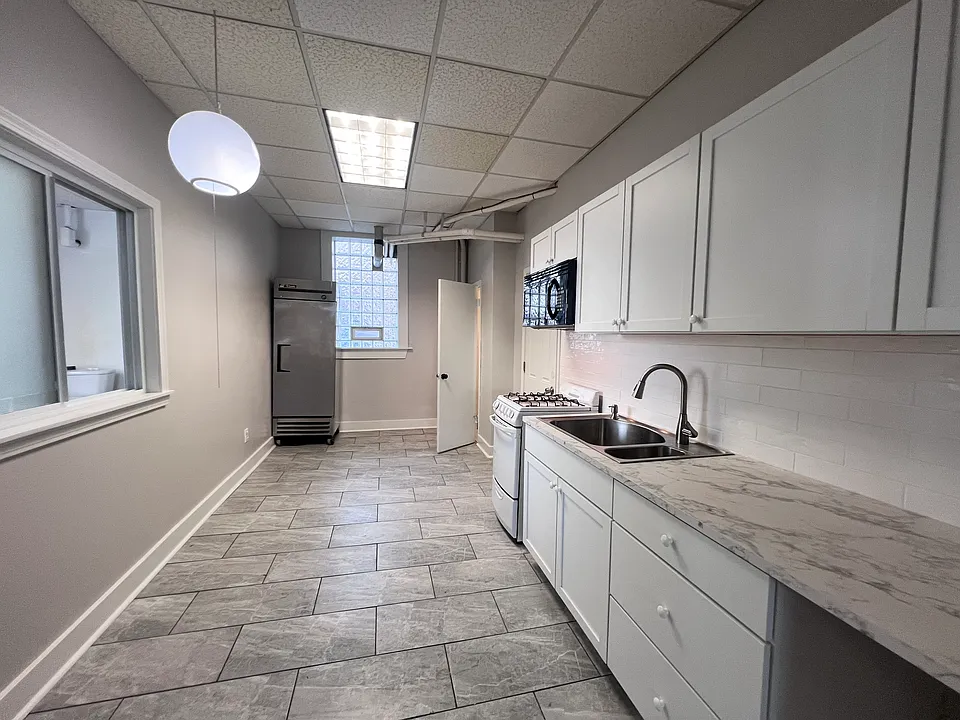 259 Amherst St #3