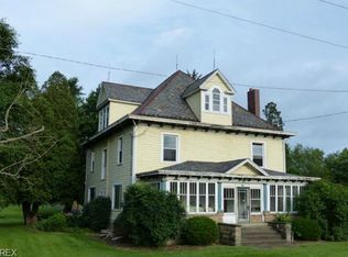 275 S Main St, Magnolia, OH 44643