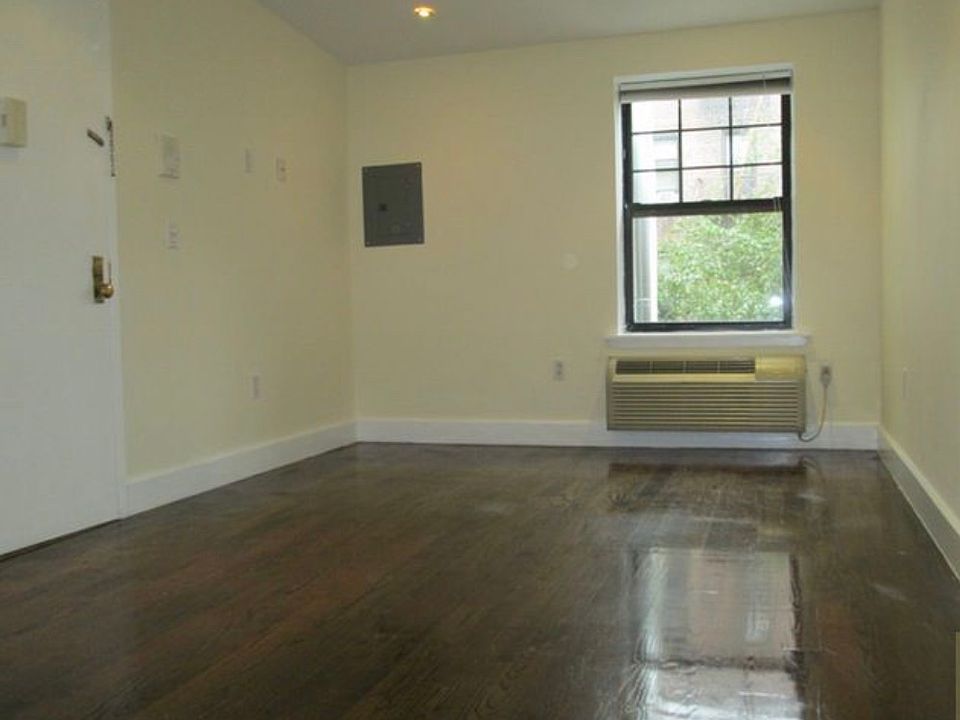 1st image of 306 W 22nd St APT 4B