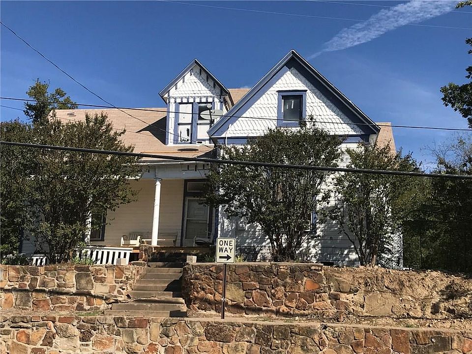 501 NE 1st St, Mineral Wells, TX 76067 Zillow