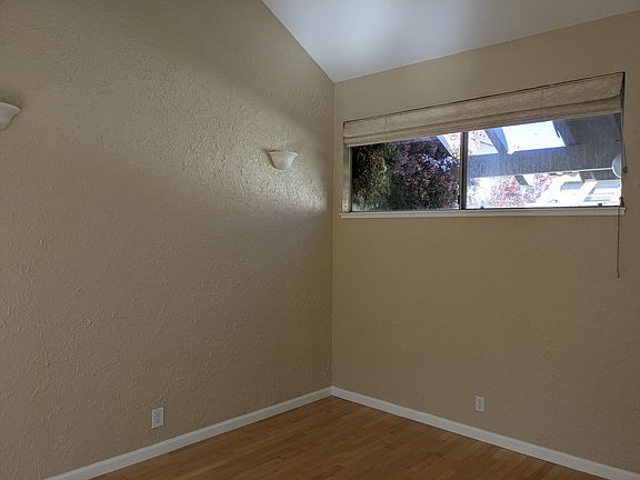 5th image of 177 Forest Park Dr