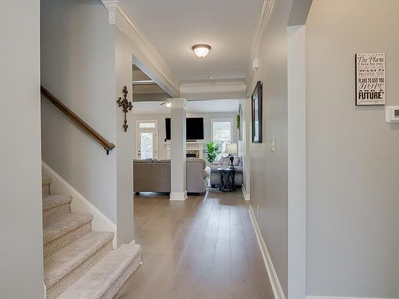 4th image of 8776 Crenshaw Drive