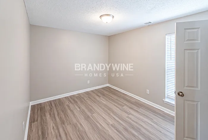 5862 Waggoner Ct — Photo 15