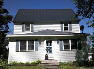 18 Michigan Ave, Montreal, WI 54550