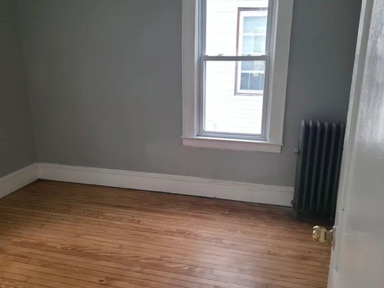 549 20th St #3F — Photo 2