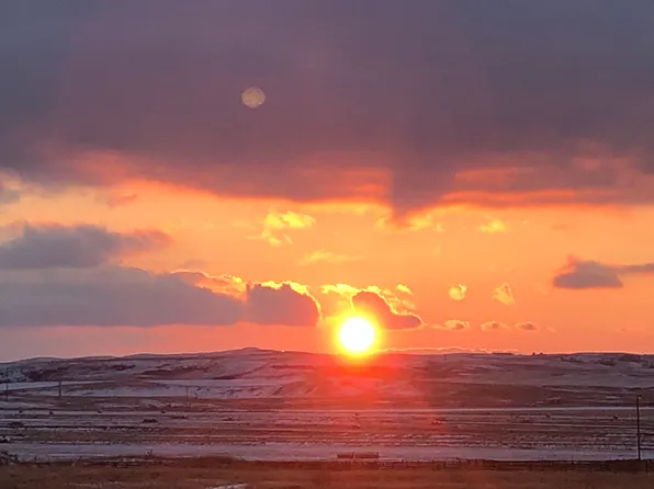 12106 41st St NW, Watford City, ND 58854