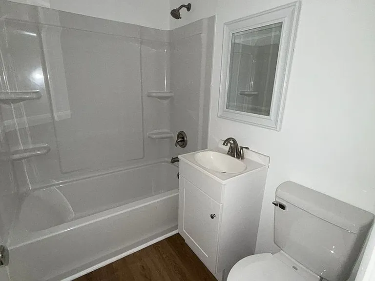 319 Main St #1-10 — Photo 6