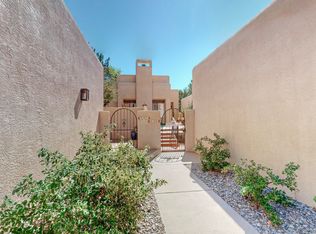 6464 Monte Serrano NE, Albuquerque, NM 87111