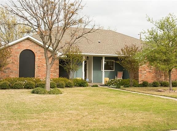 2nd image of 534 S Alabama Dr