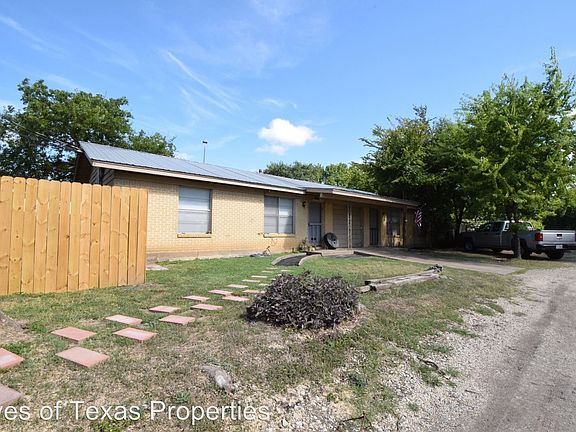 2nd image of 610 Kawnee Dr #B