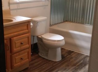 63 Main St, Dallas, PA 18612