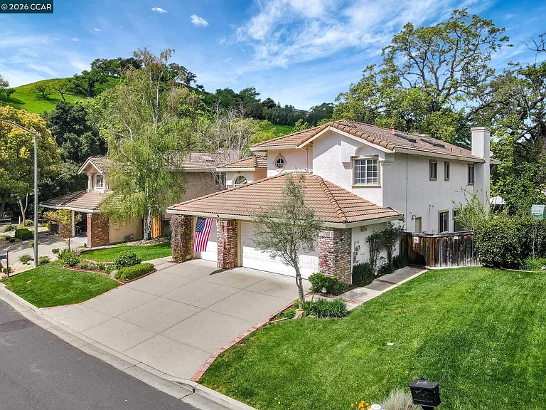 668 Sun Tree Ct — Photo 64