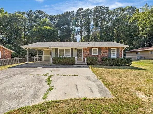 6189 Castlewood Dr, Morrow, GA 30260