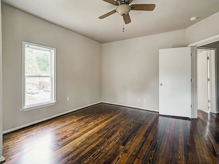 440 Elm Ave #2 — Photo 24