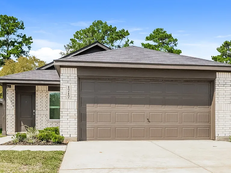 1717 Lofty Cedar Ct — Photo 1