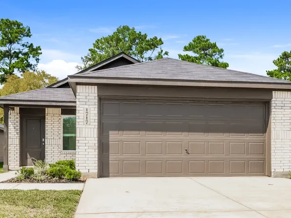 1717 Lofty Cedar Ct, Conroe, TX 77301