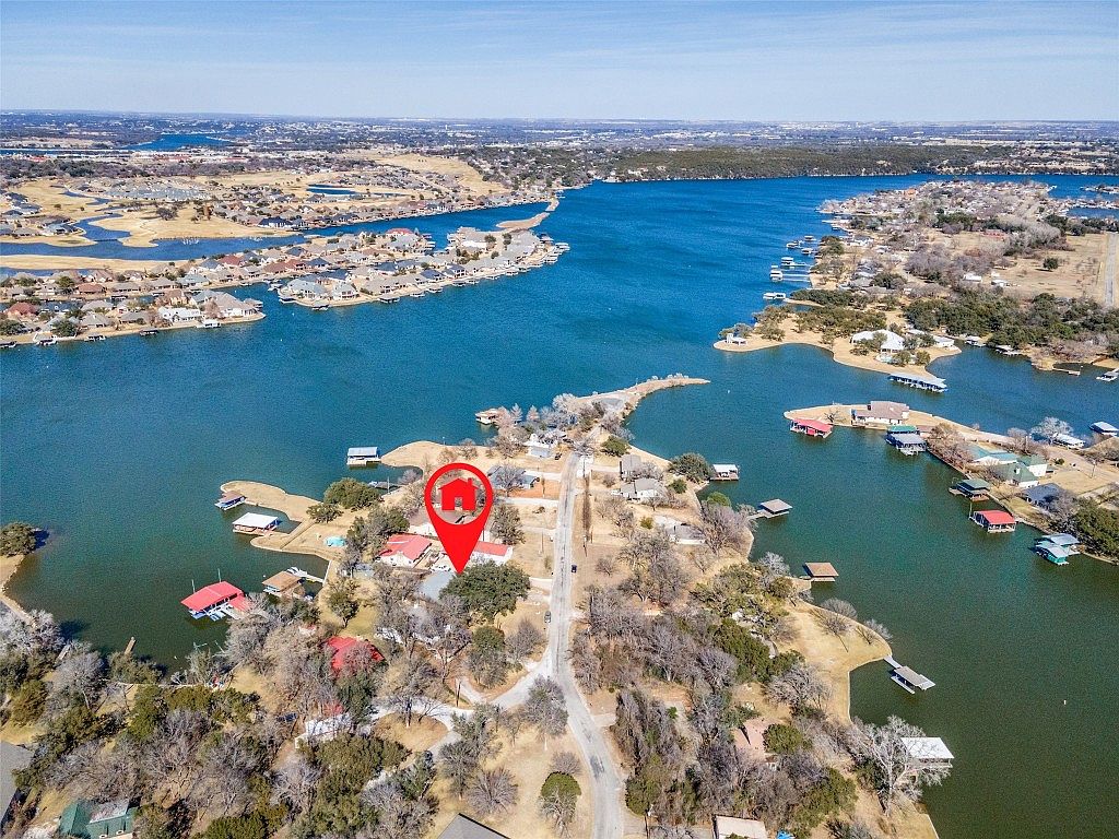 1302 Comanche Cove Ct, Granbury, TX 76048 Zillow