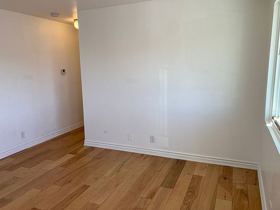 3rd image of 554 S Breed St #556.5