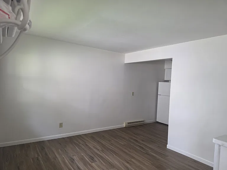 1145 S Schuyler Ave #1 — Photo 2