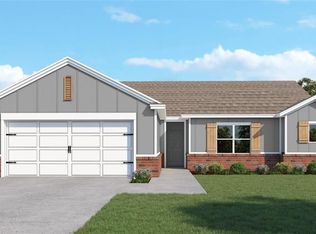 5601 Grassland Dr, Guthrie, OK 73044