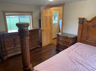 1402 W Kendall Rd, Manistique, MI 49854