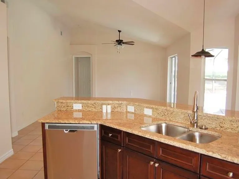 2117 Pekoe Ct — Photo 6