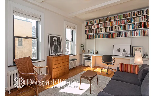 Sold by Douglas Elliman | media 18