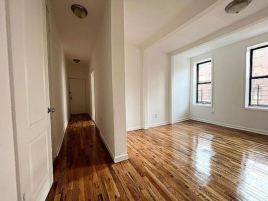 1st image of 973 44th St APT 1