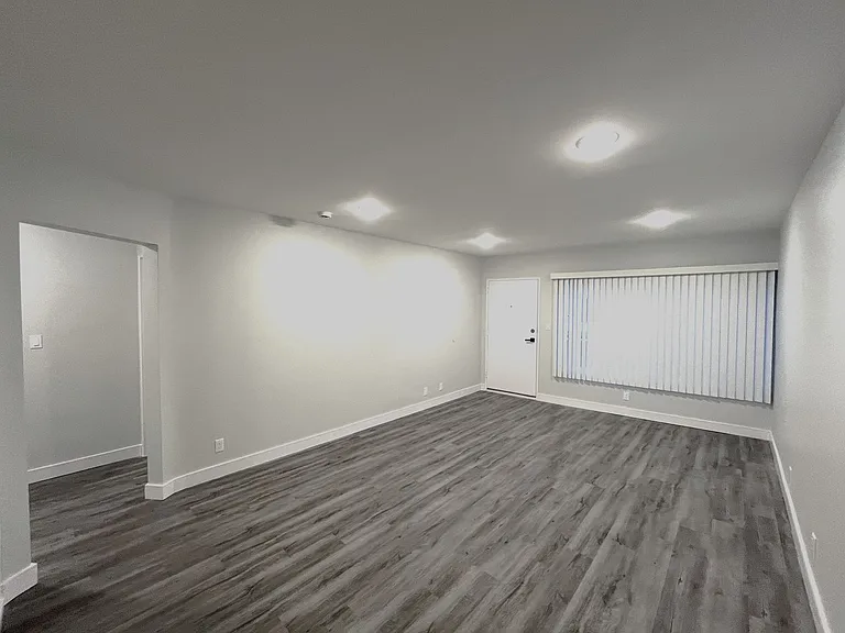 123 California Ave — Photo 41