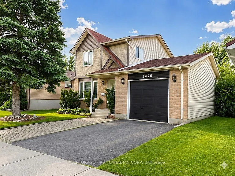 1470 Aldersbrook Rd — Photo 1