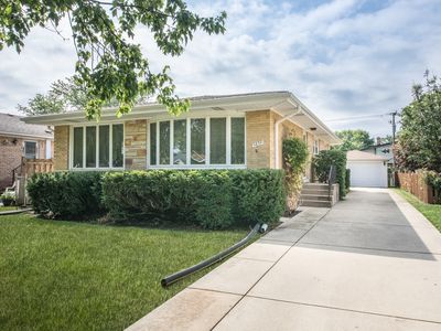 5839 Main St, Morton Grove, IL, 60053