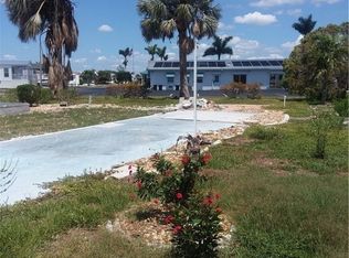 22 Ronald Dr, Fort Myers, FL 33908