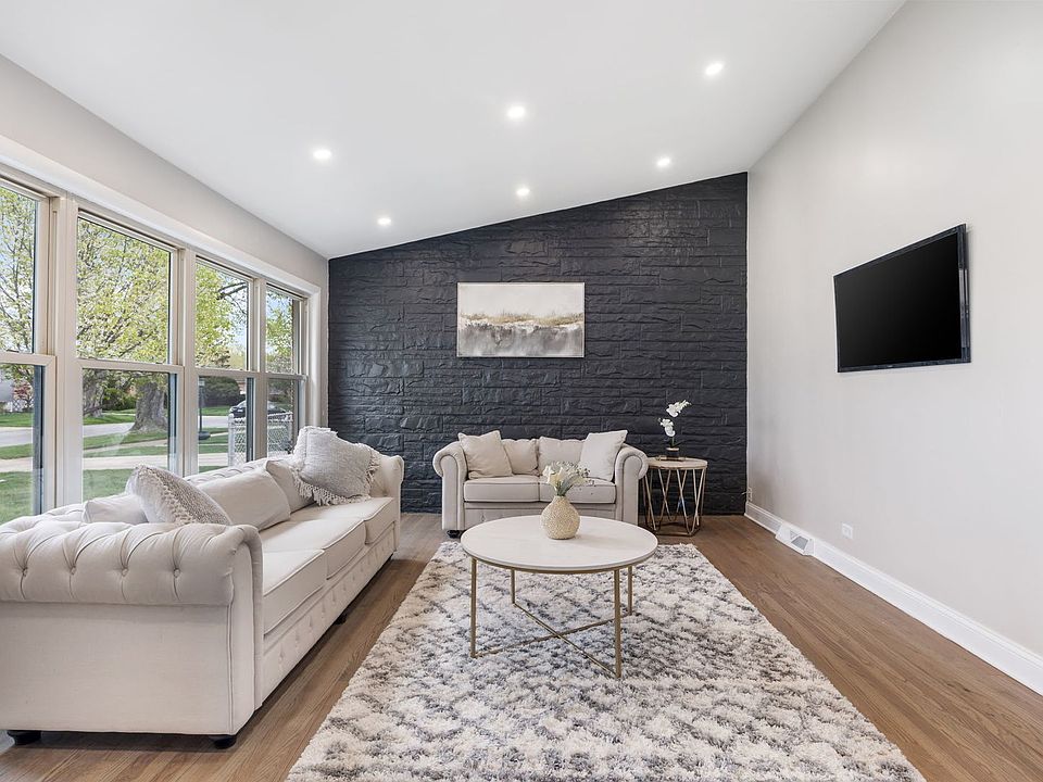 10112 Cook Ave, Oak Lawn, IL 60453 Zillow