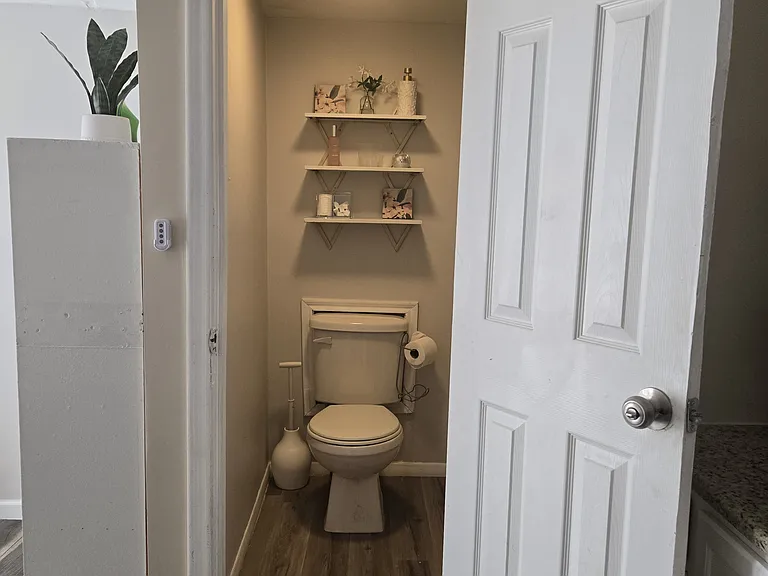507 N Rosedale Ave #B — Photo 10