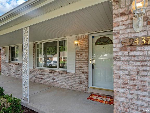 4th image of 9437 Continental Dr