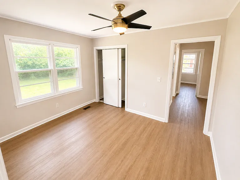 602 Austin Dr NW — Photo 9
