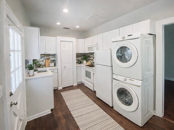 5th image of 2316 19th Ave APT 1