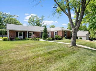 213 Monroe Mill Dr, Ballwin, MO 63011