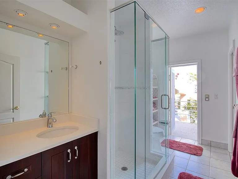 131 Sands Point Dr — Photo 19
